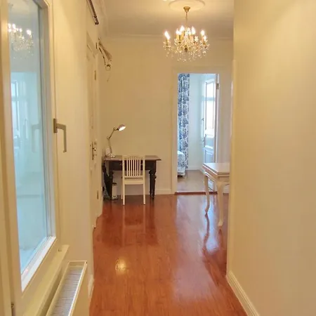 דירה Luxury Flat Beyoglu 3 *
